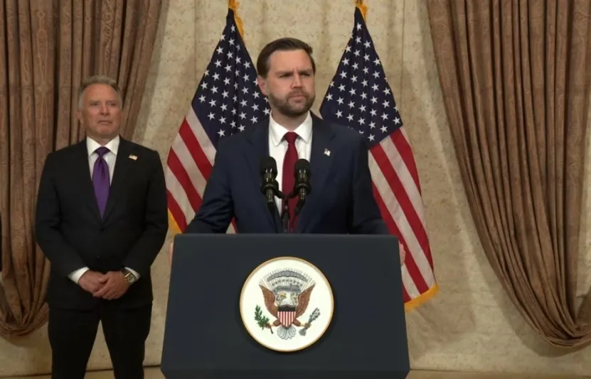 Mỹ ấn định thời điểm phong tỏa eo biển Hormuz